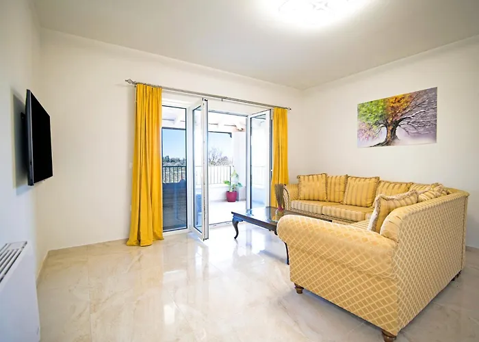Alegria A Casa Ii By